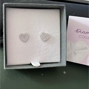 Silver heart and simulated diamond earrings NWT